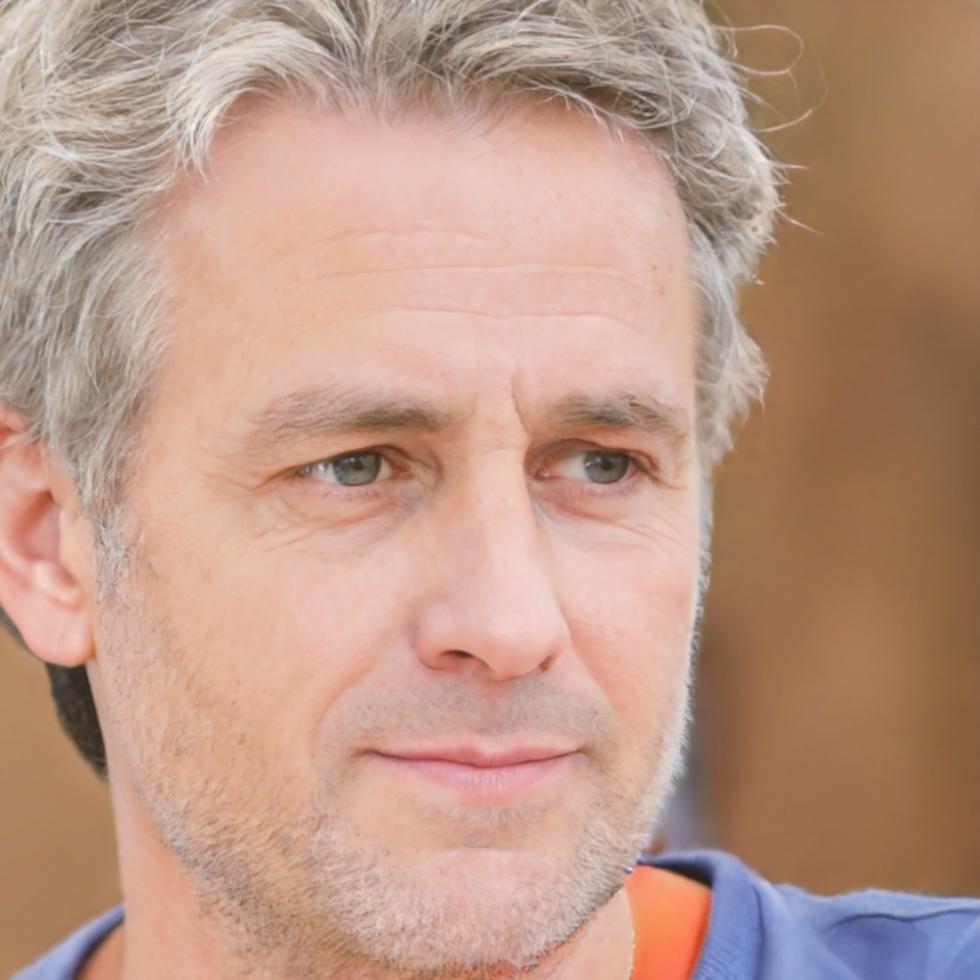 Portrait von Finanzmentor Joakim Ruuska